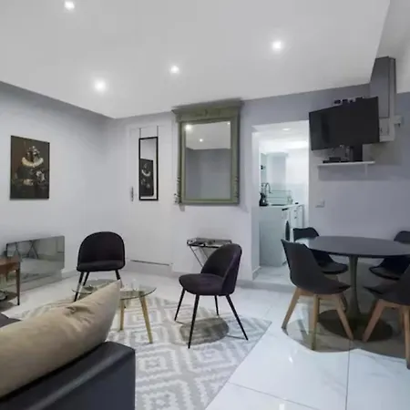 Apartment 4 Pers Marais Menilmontant