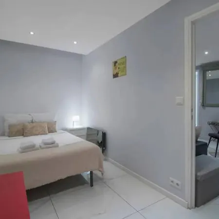4 Pers Marais Menilmontant Appartement